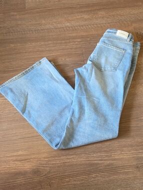 Light Blue Express Women's Jeans - 70's Flare